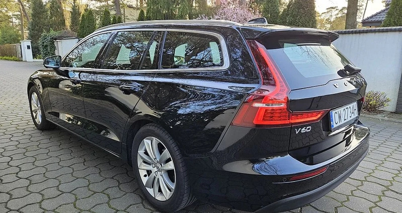 Volvo V60 cena 88000 przebieg: 161000, rok produkcji 2019 z Włocławek małe 277